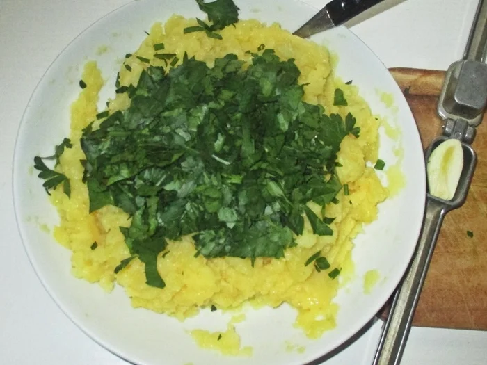 Rezept: Lachs mit knuspriger Kartoffel-Kräuterhaube Bild Nr. 9 Lachs mit knuspriger Kartoffel-Kräuterhaube - Rezept - Bild Nr. 9