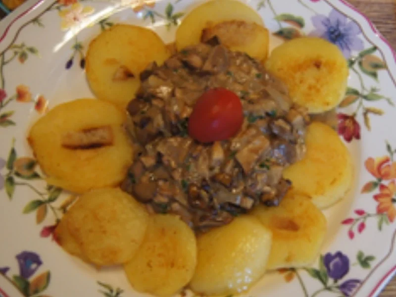 Gebratene Seidenknödel mit Rahm-Steinpilzen - Rezept - Bild Nr. 2