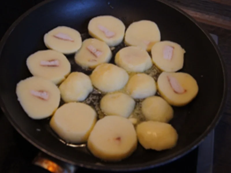 Gebratene Seidenknödel mit Rahm-Steinpilzen - Rezept - Bild Nr. 5