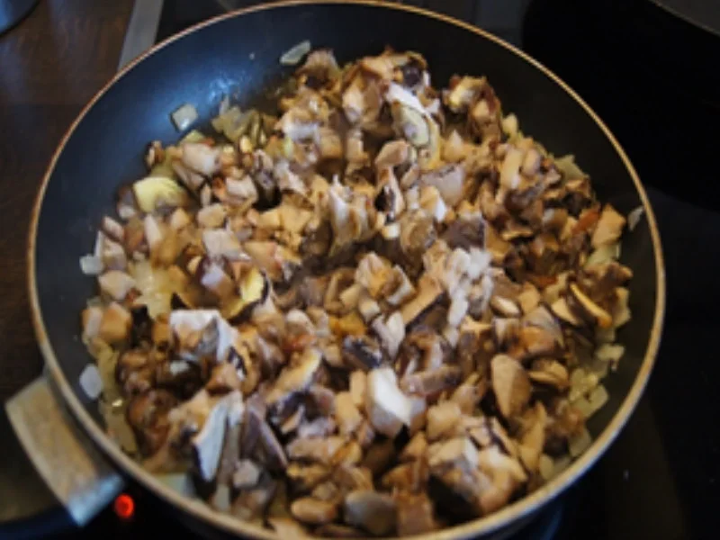 Gebratene Seidenknödel mit Rahm-Steinpilzen - Rezept - Bild Nr. 10