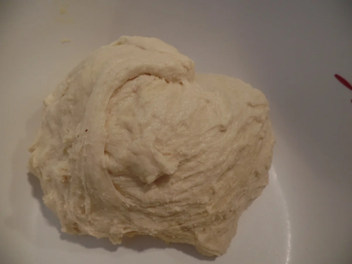 Edelpizza mit Rucola -Tomatensalat und Parmaschinken - Rezept - Bild Nr. 12787