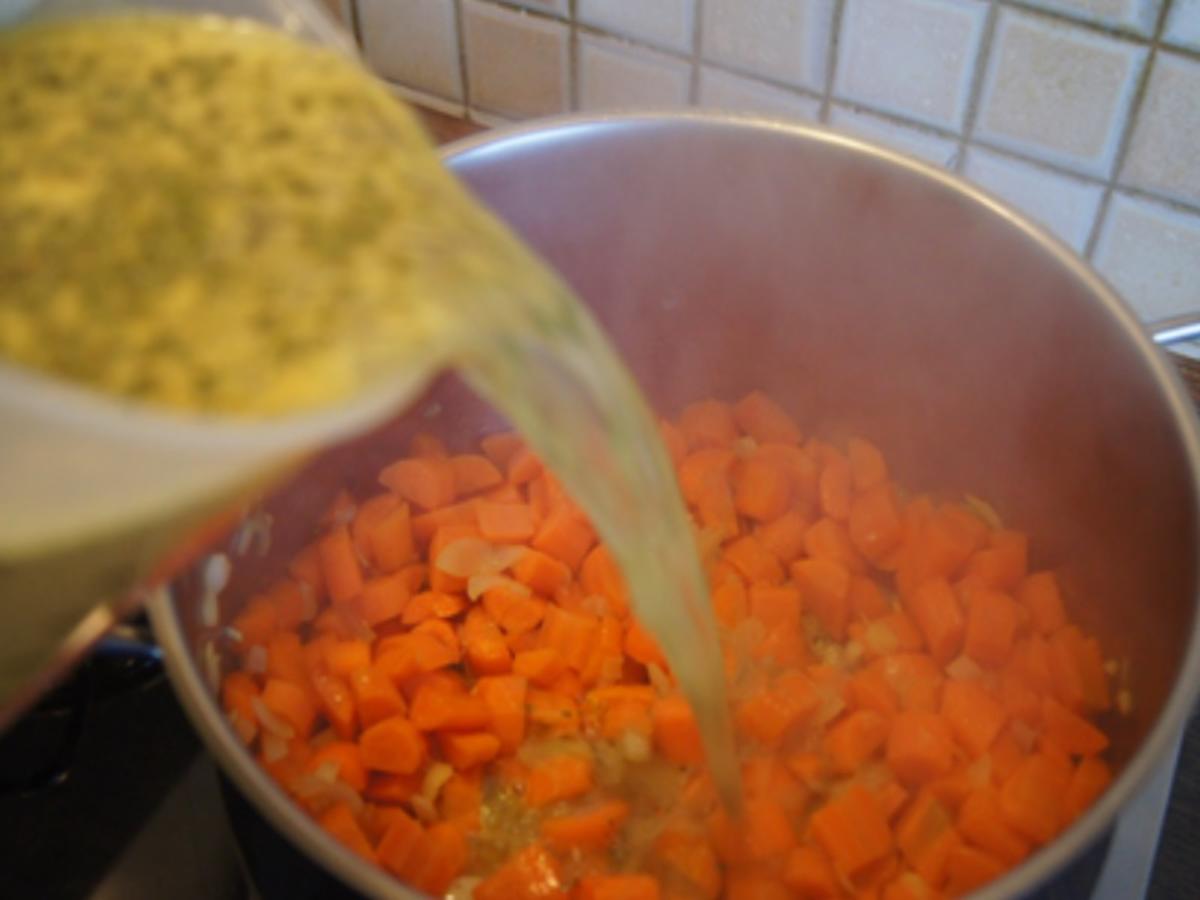Möhren-Orangen-Suppe mit Reiseinlage - Rezept - Bild Nr. 8