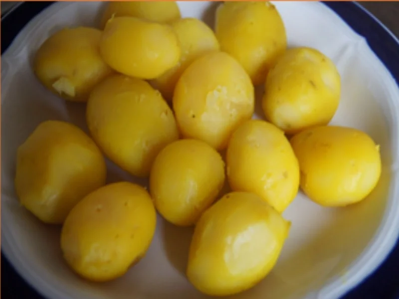 Matjestopf mit Pellkartoffel-Drillingen - Rezept - Bild Nr. 12