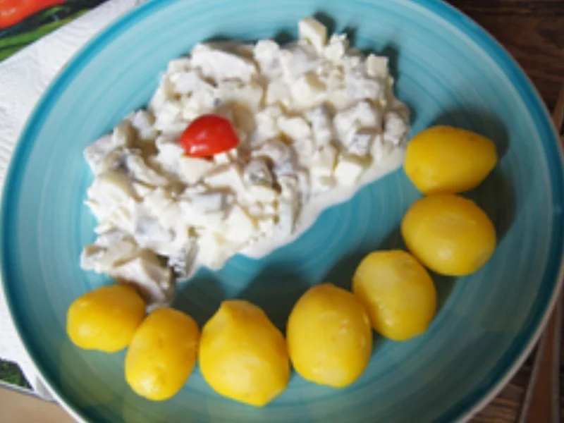 Matjestopf mit Pellkartoffel-Drillingen - Rezept - Bild Nr. 13