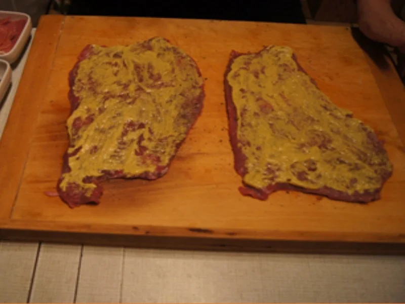 Rouladen XXL mit Rahm-Sauce, Apfel Rotkohl und bayrischen Semmelknödeln - Rezept - Bild Nr. 4