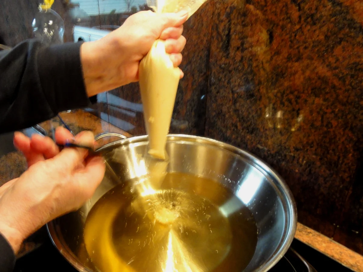 Rezept: Rührteig: JOGHURT ~ BÄLLCHEN (fritiert) Bild Nr. 4 Rührteig: JOGHURT ~ BÄLLCHEN (fritiert) - Rezept - Bild Nr. 4