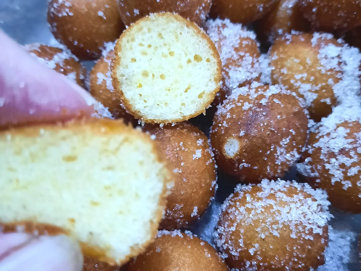 Rezept: Rührteig: JOGHURT ~ BÄLLCHEN (fritiert) Bild Nr. 6 Rührteig: JOGHURT ~ BÄLLCHEN (fritiert) - Rezept - Bild Nr. 6