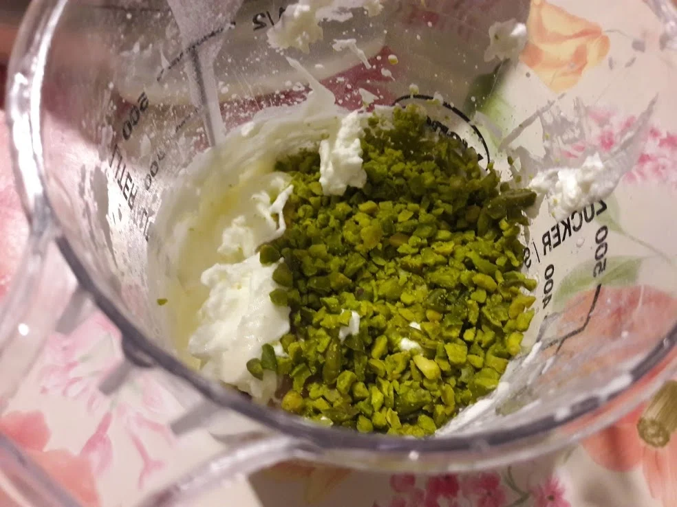 Quarksahne - Torte mit Birnen - Rezept - Bild Nr. 12