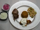 Lammkoteletts mit allerlei Gemüse, Knoblauchsoße und Tomatensud - Rezept - Bild Nr. 2