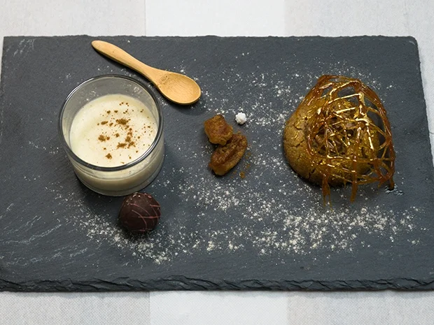 Rezept: Muhalebi, Sekerpare und Tulumba tatlisi – Pudding, Kekse und Spritzkuchen Bild Nr. 2 Muhalebi, Sekerpare und Tulumba tatlisi – Pudding, Kekse und Spritzkuchen - Rezept - Bild Nr. 2