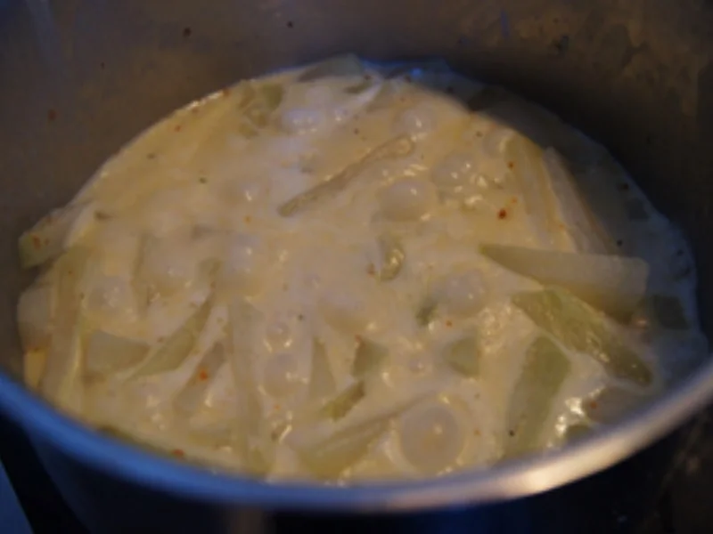 Alaska-Seelachsfilet mit Rahm-Kohlrabi und Pellkartoffel-Drillingen - Rezept - Bild Nr. 11