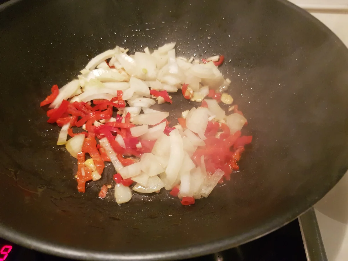 Rezept: Puszta-Topf mit Kolbász Bild Nr. 13072 Puszta-Topf mit Kolbász - Rezept - Bild Nr. 13072