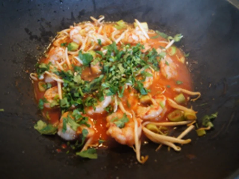 Szechuan-Garnelen mit Cashew-Reis - Rezept - Bild Nr. 8