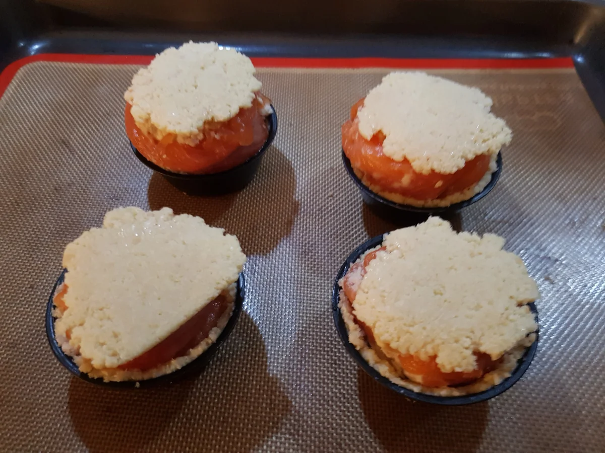 Lachsforellenfilet-Röllchen auf Rahmspinat mit Kartoffelwürfeln - Rezept - Bild Nr. 13071