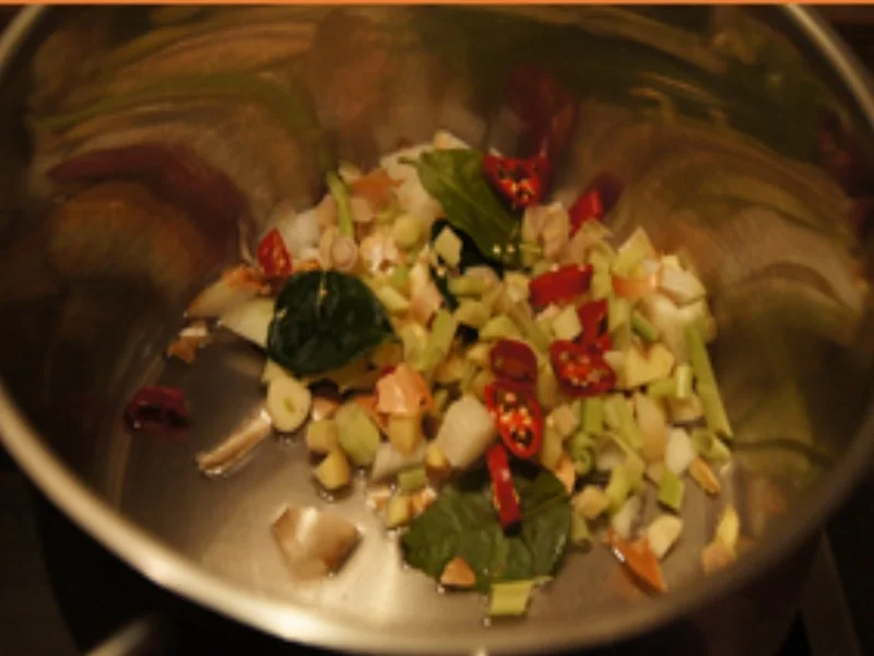 Würzige asiatische Suppe mit Krupuk - Rezept - Bild Nr. 6