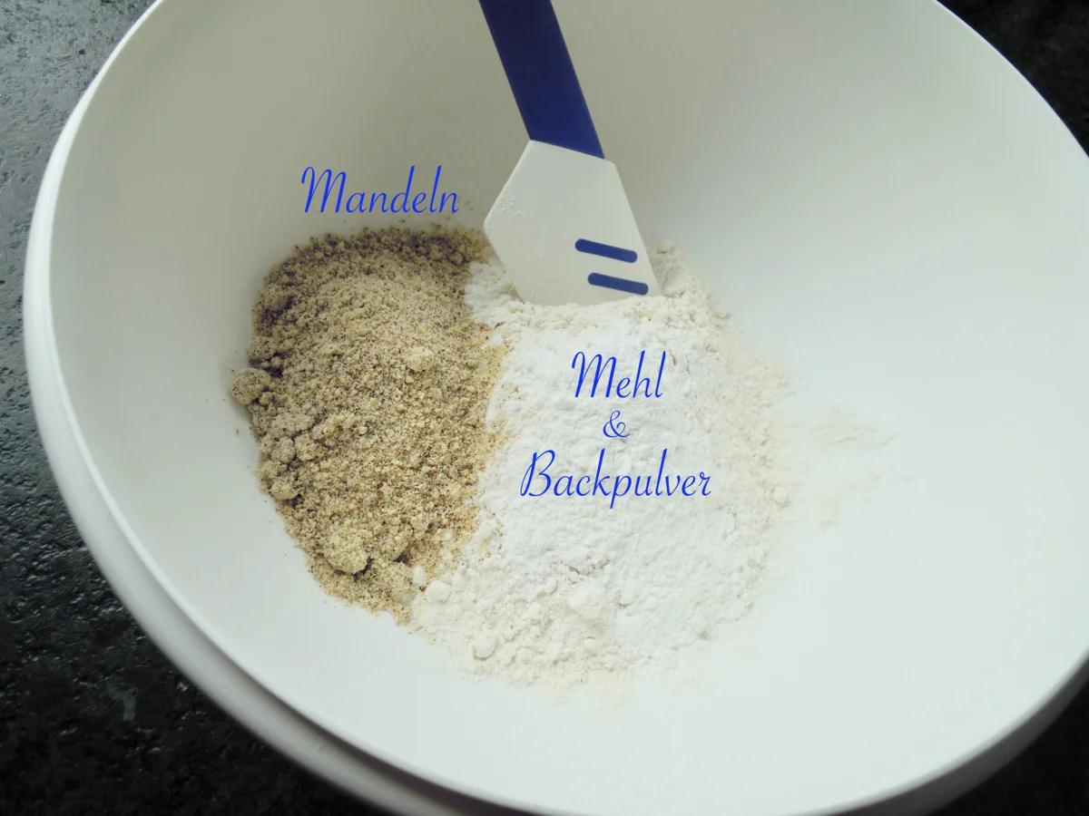 Topfen/Quark Stollen mit Dörrpflaumen Füllung - Rezept - Bild Nr. 14967