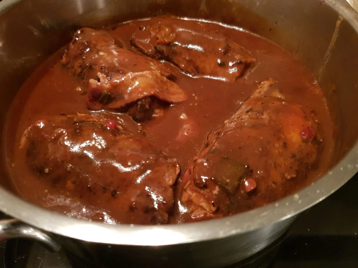 Rezept: Reh-Rouladen mit Maronen-Kartoffelstampf Bild Nr. 13104 Reh-Rouladen mit Maronen-Kartoffelstampf - Rezept - Bild Nr. 13104