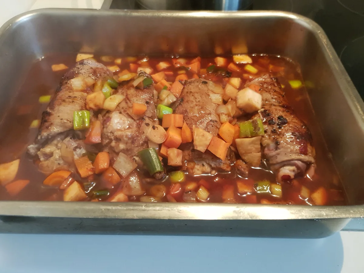 Rezept: Reh-Rouladen mit Maronen-Kartoffelstampf Bild Nr. 13105 Reh-Rouladen mit Maronen-Kartoffelstampf - Rezept - Bild Nr. 13105