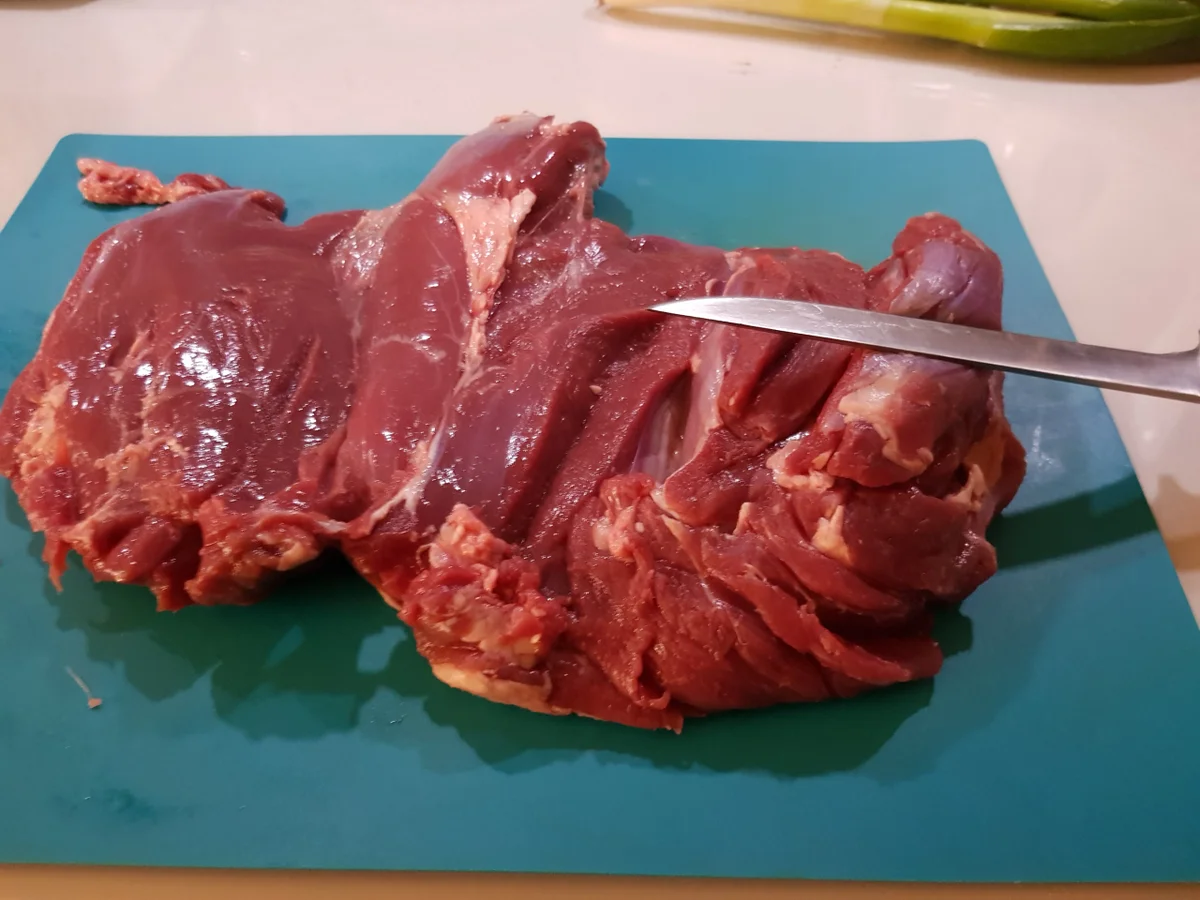 Reh-Ragout mit Brezenknödel - Rezept - Bild Nr. 6