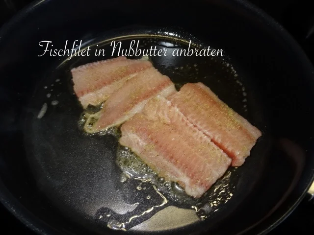 Rezept: Welsfilet in cremiger Sahne Spinat Tomaten Sauce mit Risoni Bild Nr. 7 Welsfilet in cremiger Sahne Spinat Tomaten Sauce mit Risoni - Rezept - Bild Nr. 7