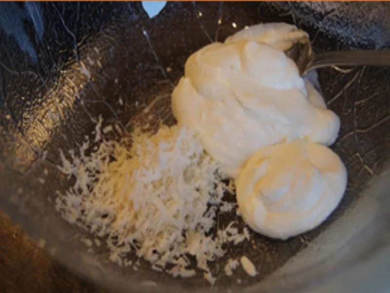 Kassler Lachs auf Sauerkraut mit Zwiebel-Kartoffelstampf und Meerrettichcreme - Rezept - Bild Nr. 17