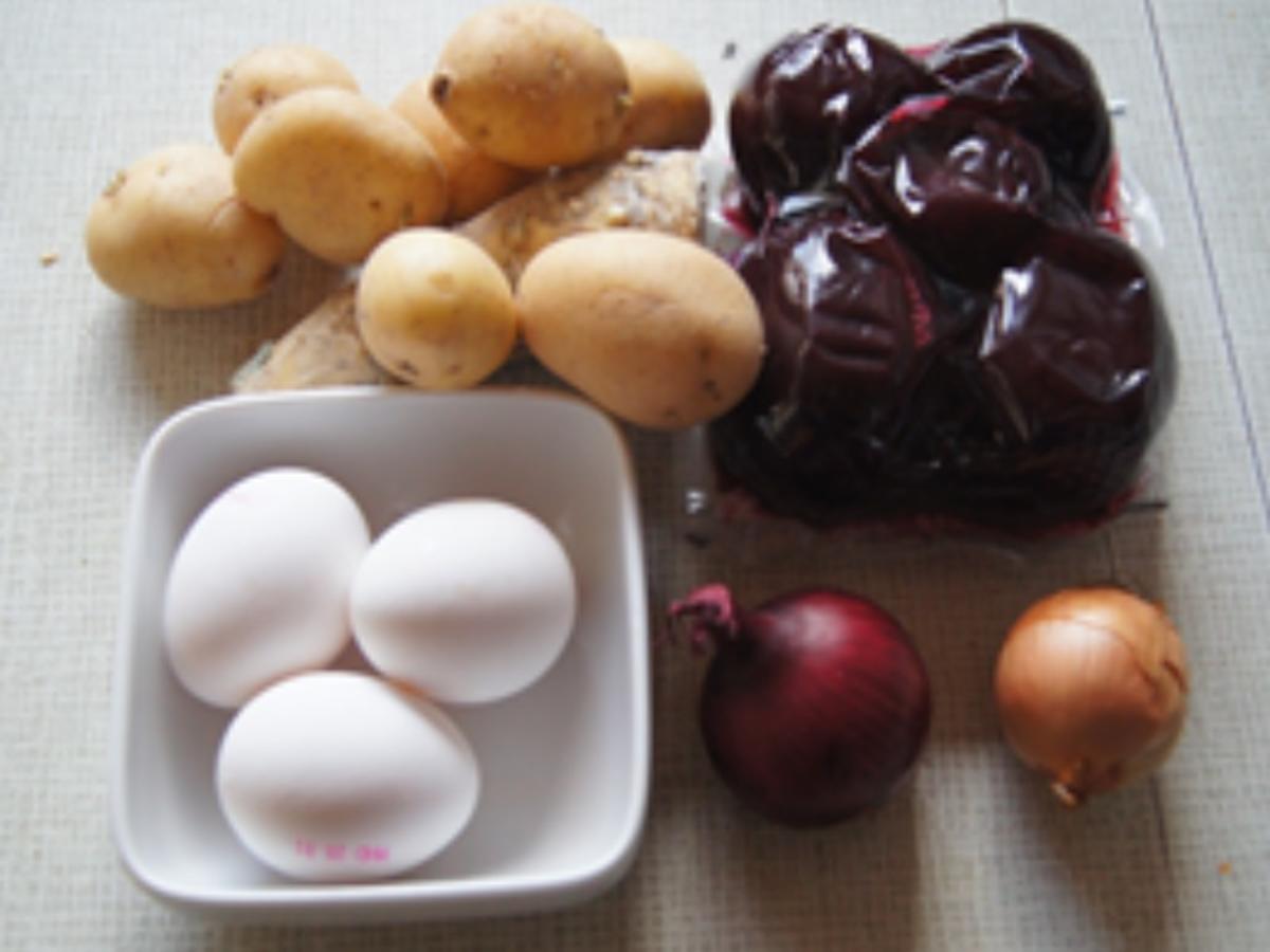 Bechamel-Drillinge mit gekochten Eiern und Rote-Bete-Salat - Rezept - Bild Nr. 3