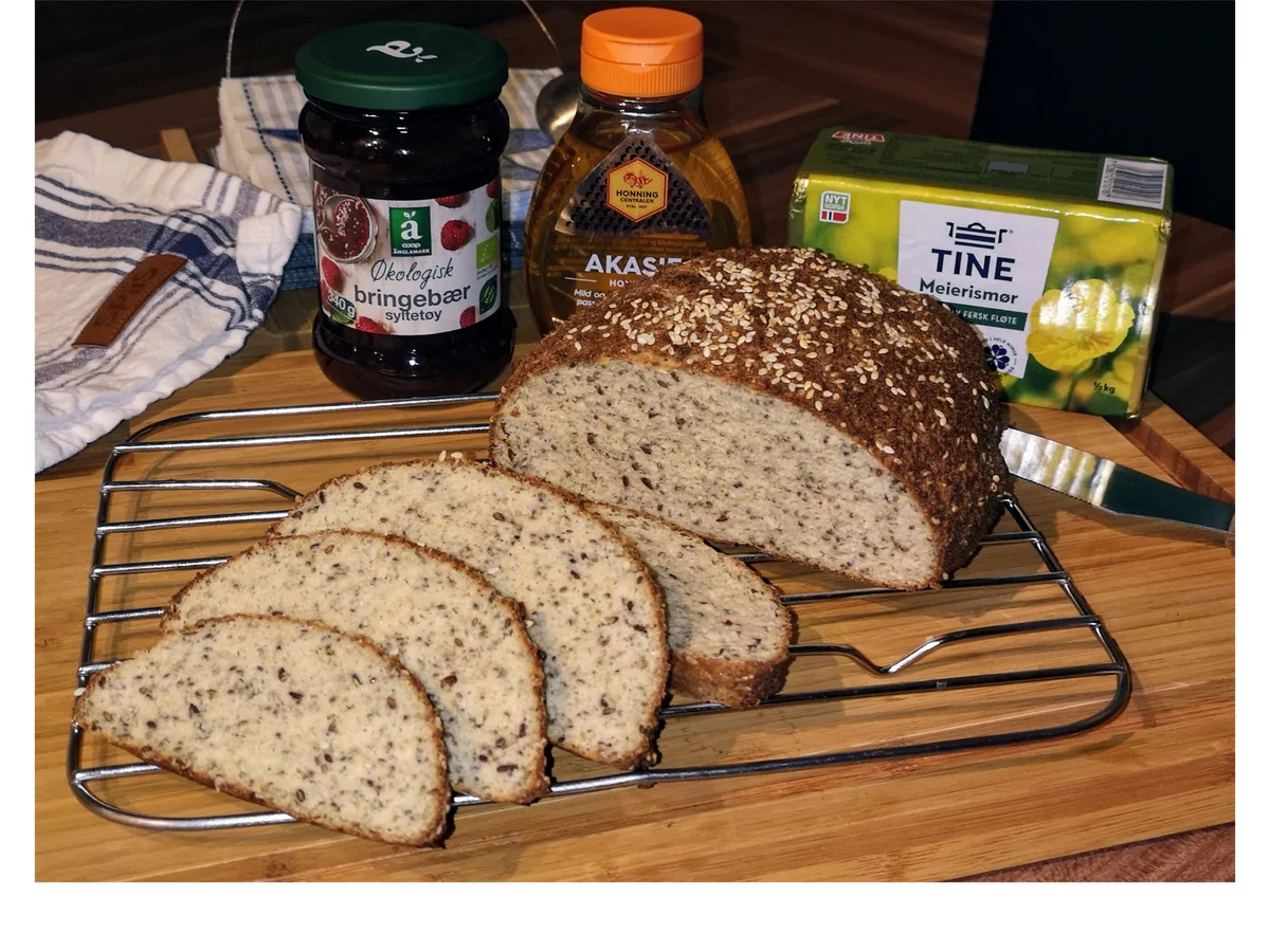 Rezept: BiNe` S KETO KÖRNERBROT Bild Nr. 5 BiNe` S KETO KÖRNERBROT - Rezept - Bild Nr. 5
