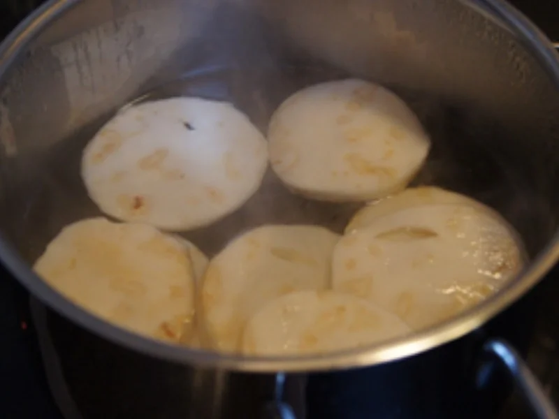 Rezept: Mediterrane Sellerieschnitzel mit Gemüsemix Bild Nr. 5 Mediterrane Sellerieschnitzel mit Gemüsemix - Rezept - Bild Nr. 5