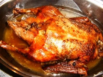 Rezept: Ente gefüllt mit Aprikosen Bild Nr. 2 Ente gefüllt mit Aprikosen - Rezept - Bild Nr. 2