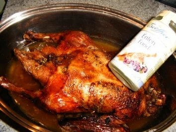 Rezept: Ente gefüllt mit Aprikosen Bild Nr. 3 Ente gefüllt mit Aprikosen - Rezept - Bild Nr. 3
