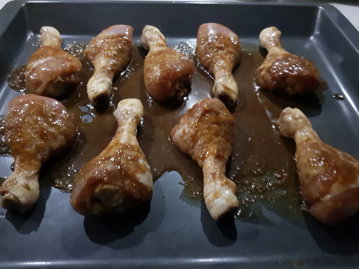 Drum-Sticks "asiatisch" mit Wok-Gemüse-Nudeln - Rezept - Bild Nr. 13459