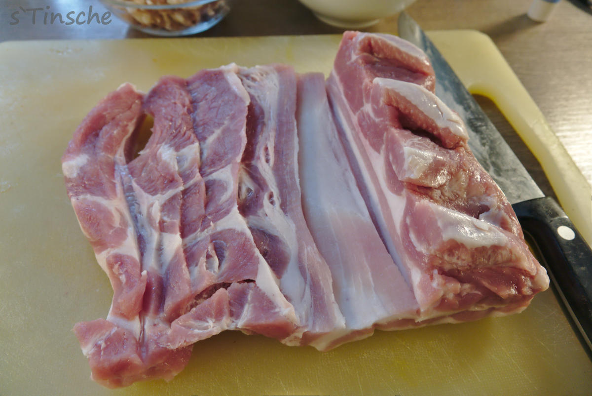 Schweinebauchrolle gefüllt mit Speck/Zwiebeln - Rezept - Bild Nr. 2
