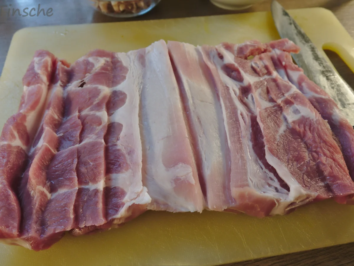 Schweinebauchrolle gefüllt mit Speck/Zwiebeln - Rezept - Bild Nr. 3