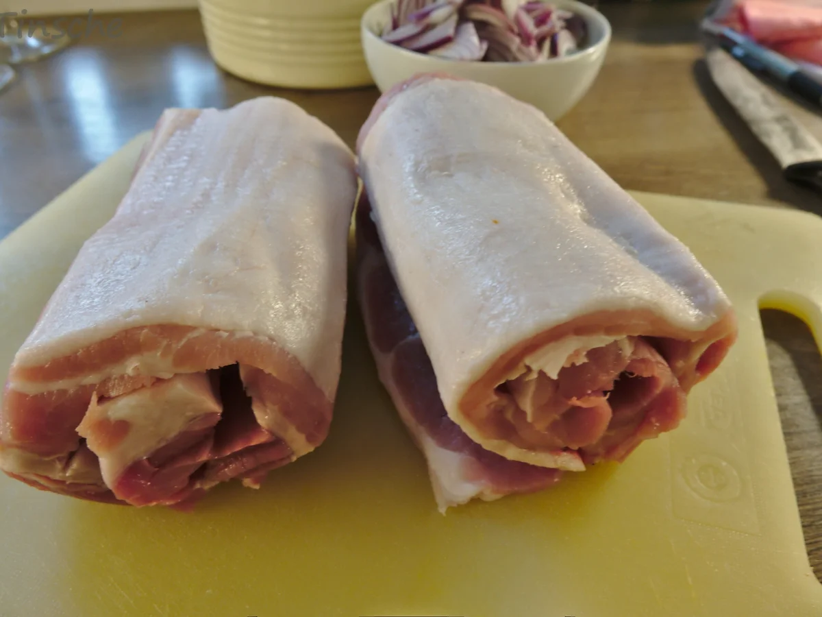 Schweinebauchrolle gefüllt mit Speck/Zwiebeln - Rezept - Bild Nr. 6
