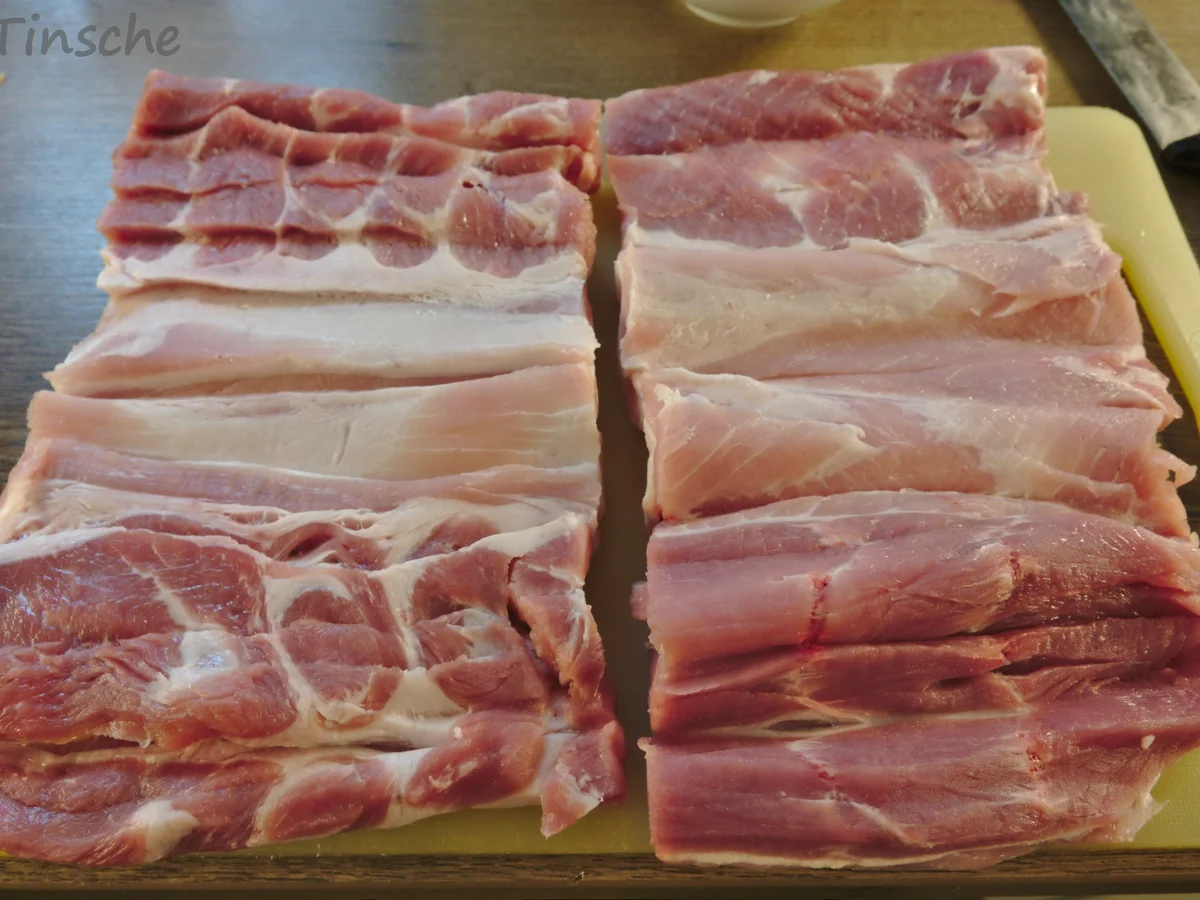 Schweinebauchrolle gefüllt mit Speck/Zwiebeln - Rezept - Bild Nr. 7