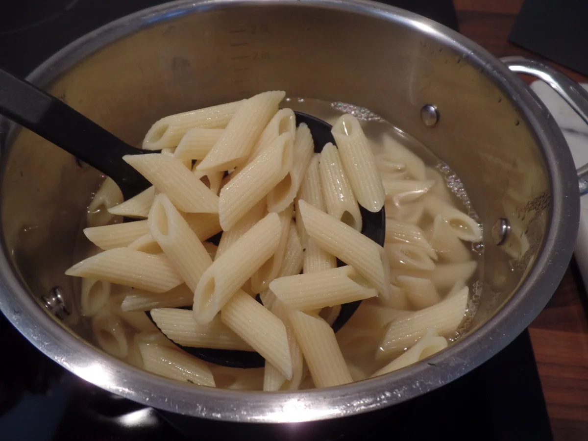 Nudeln mit Wintergemüse und Feldsalat-Pesto - Rezept - Bild Nr. 13169