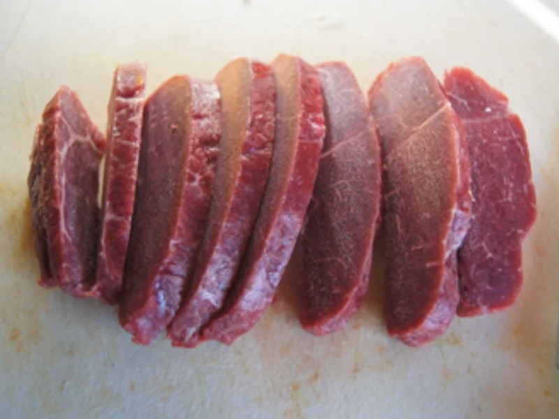 Rezept: Gelbes Thai-Curry mit Mie-Nudeln, Rindfleisch und Gemüsemix Bild Nr. 4 Gelbes Thai-Curry mit Mie-Nudeln, Rindfleisch und Gemüsemix - Rezept - Bild Nr. 4