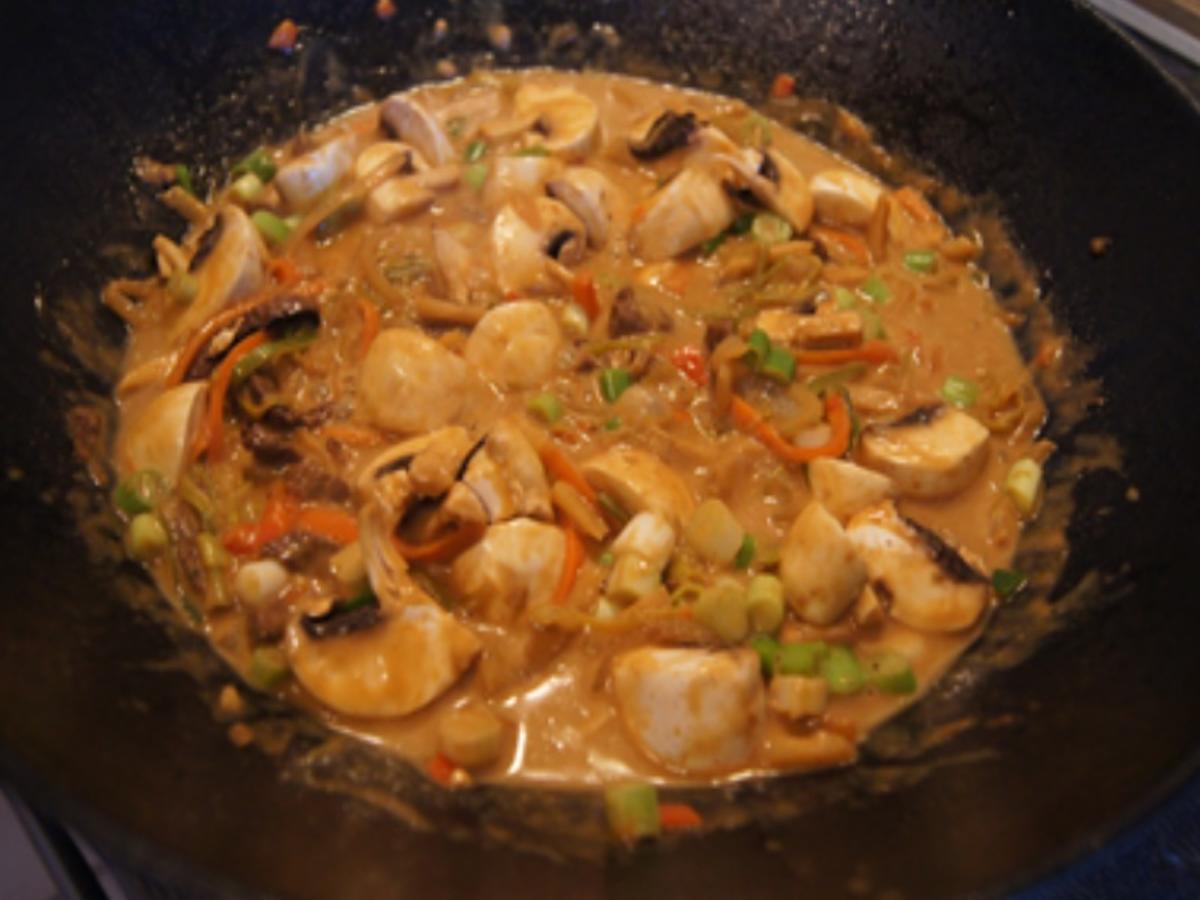 Gelbes Thai-Curry mit Mie-Nudeln, Rindfleisch und Gemüsemix - Rezept - Bild Nr. 30