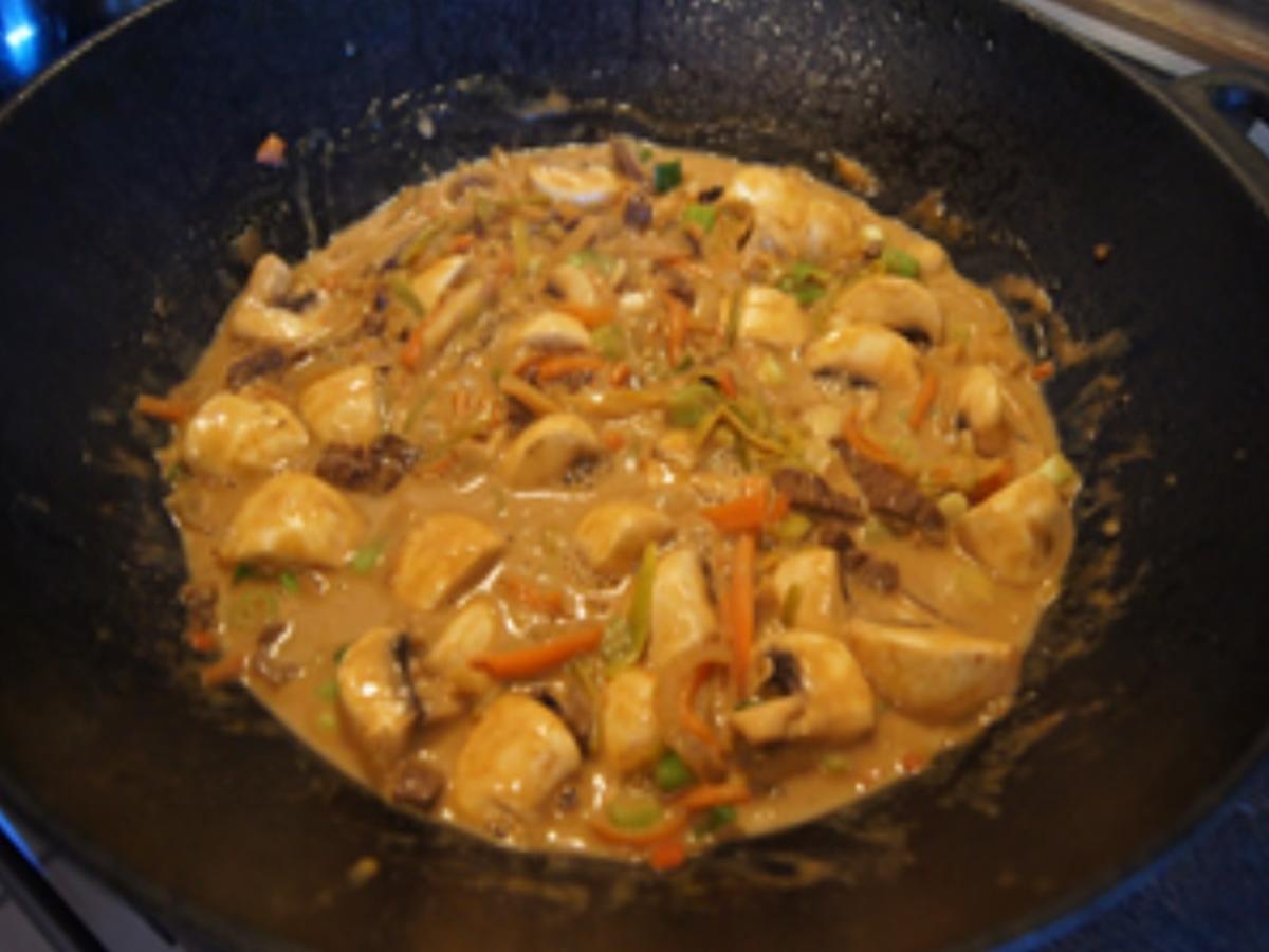 Gelbes Thai-Curry mit Mie-Nudeln, Rindfleisch und Gemüsemix - Rezept - Bild Nr. 31