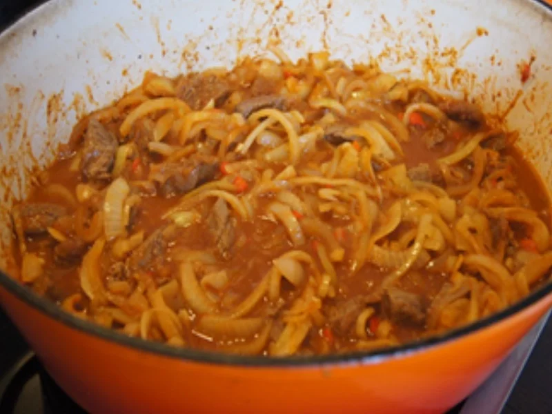 Rindergulasch mit Champignons - Rezept - Bild Nr. 16