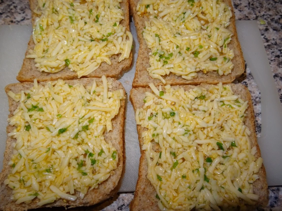 Allgäuer Käseschnitte mit Salat - Rezept - Bild Nr. 7