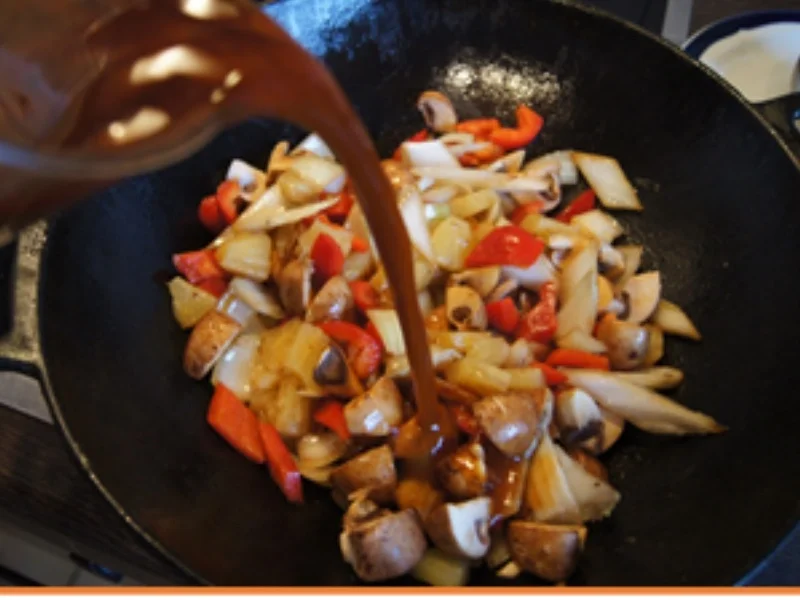 Ausgebackenes Schweinefilet mit Gemüse süß-sauer und Mie-Nudeln - Rezept - Bild Nr. 25