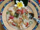 Rezept: Koreanische Garnelensuppe mir Hühnerfleisch und Pilzen Bild Nr. 2 Koreanische Garnelensuppe mir Hühnerfleisch und Pilzen - Rezept - Bild Nr. 2