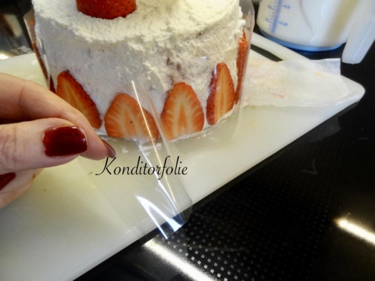 Erdbeersahne Torte  mit schnellem Puddingkuchenteig - Rezept - Bild Nr. 28