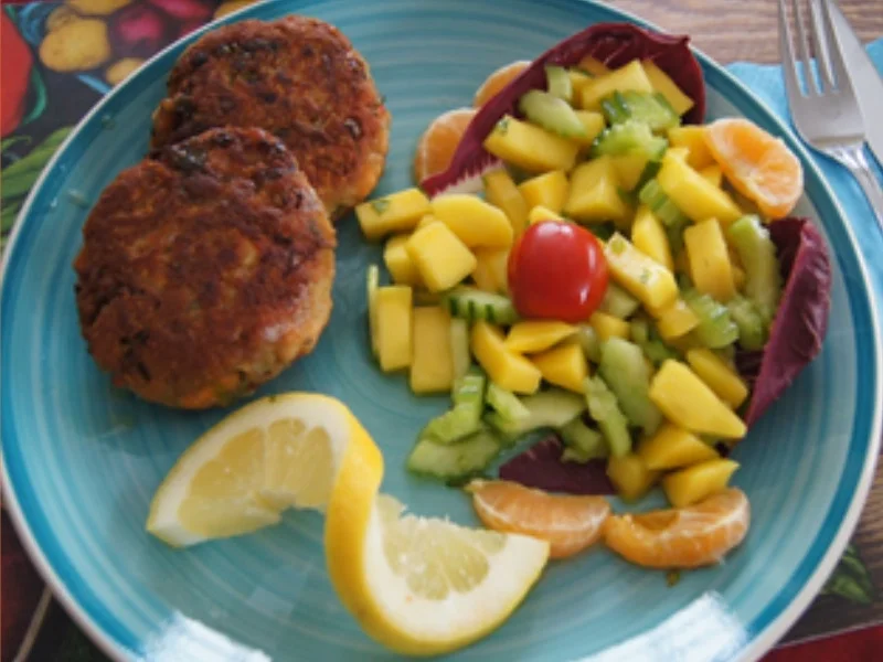 Asiatisch gewürzte Lachsbuletten mit Man-go-Gurken-Salsa - Rezept - Bild Nr. 18