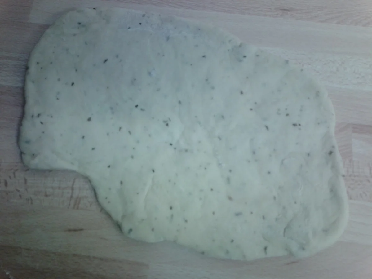 Schmalzkuchen, auch bekannt als Schneidkrebbel, Krebbel, Krapfen oder kleine Berliner - Rezept - Bild Nr. 4