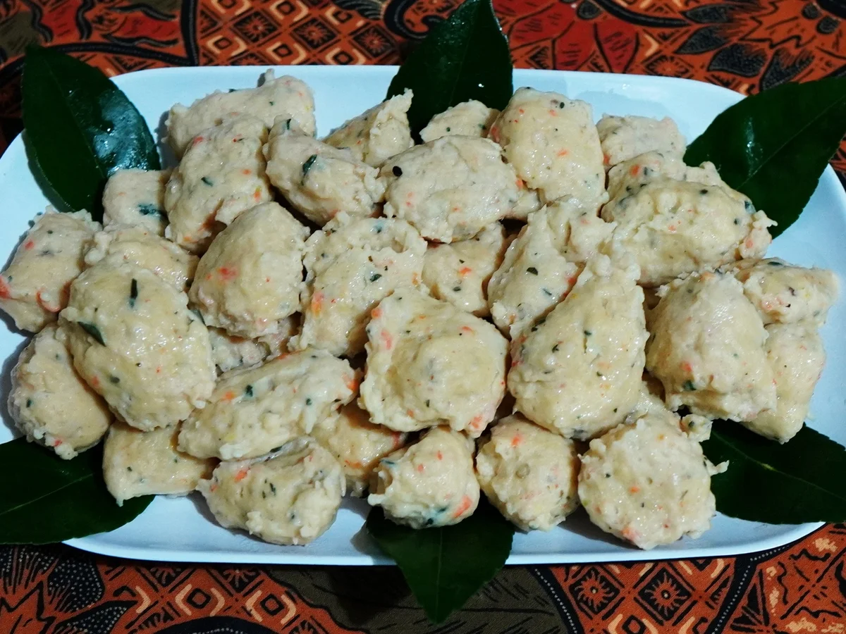 Rezept: Tailändische Garnelenbällchen Bild Nr. 2 Tailändische Garnelenbällchen - Rezept - Bild Nr. 2