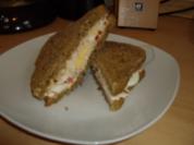 Sandwich mit Thunfischcreme und Eiern - Rezept