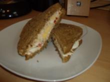 Sandwich mit Thunfischcreme und Eiern - Rezept