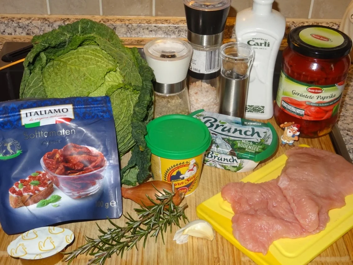 Putenröllchen auf Wirsingbett - Rezept - Bild Nr. 3
